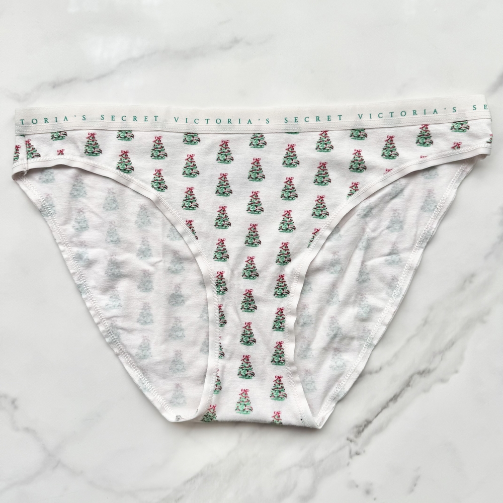 NWOT VICTORIA'S SECRET STRETCH COTTON SMOOTH BIKINI PANTY IN IVORY FESTIVE TREES